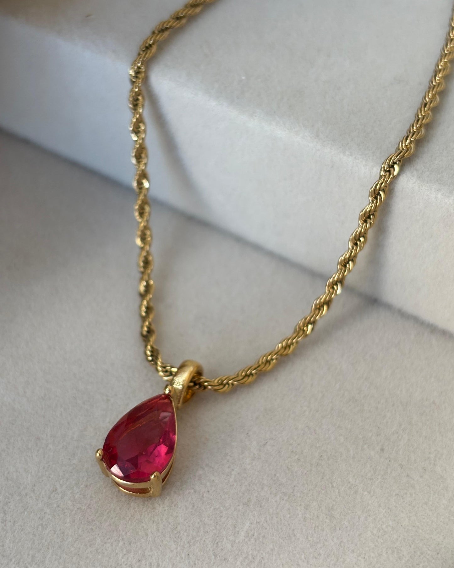 Collar Chakra Energía