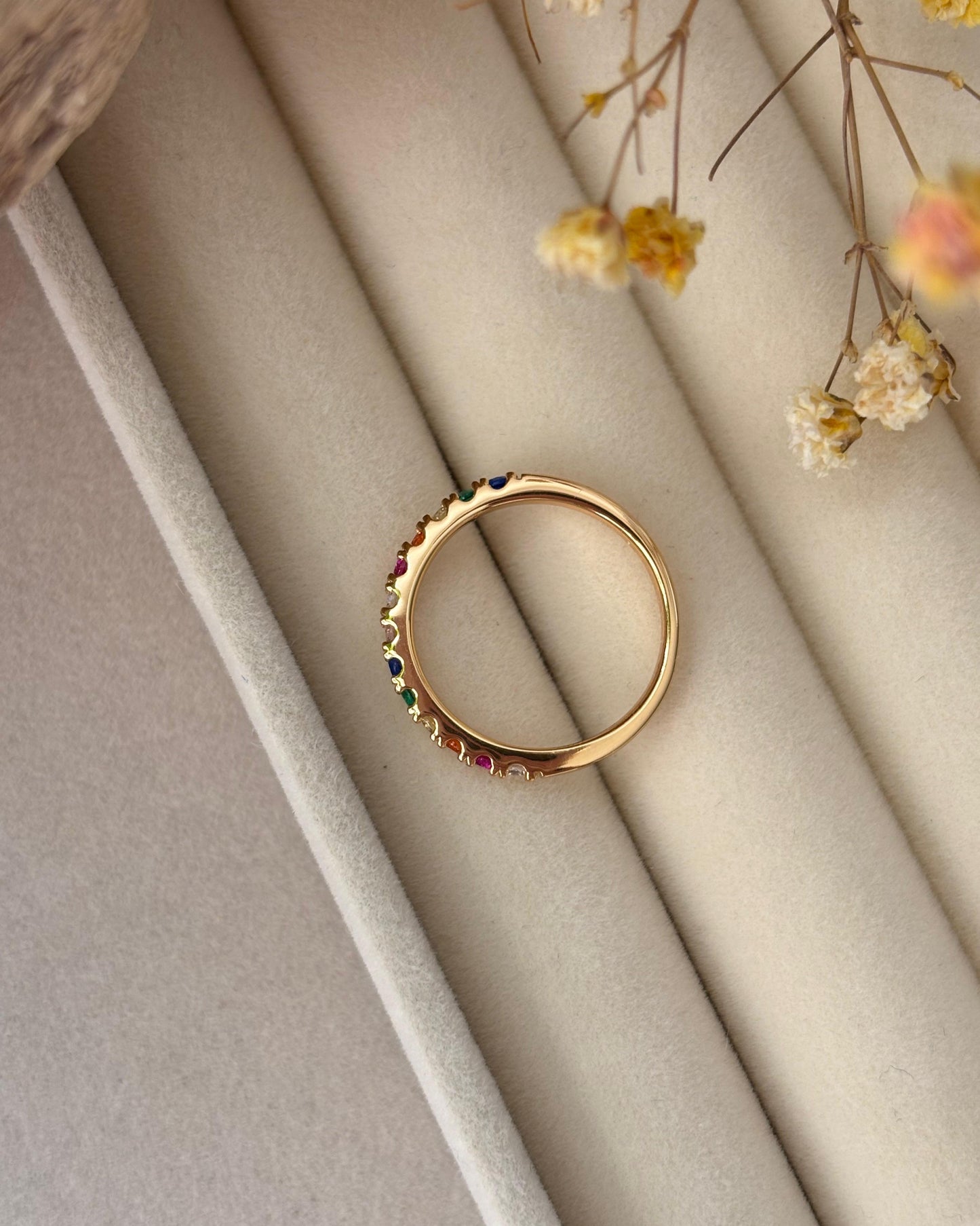 Anillo Scarlett
