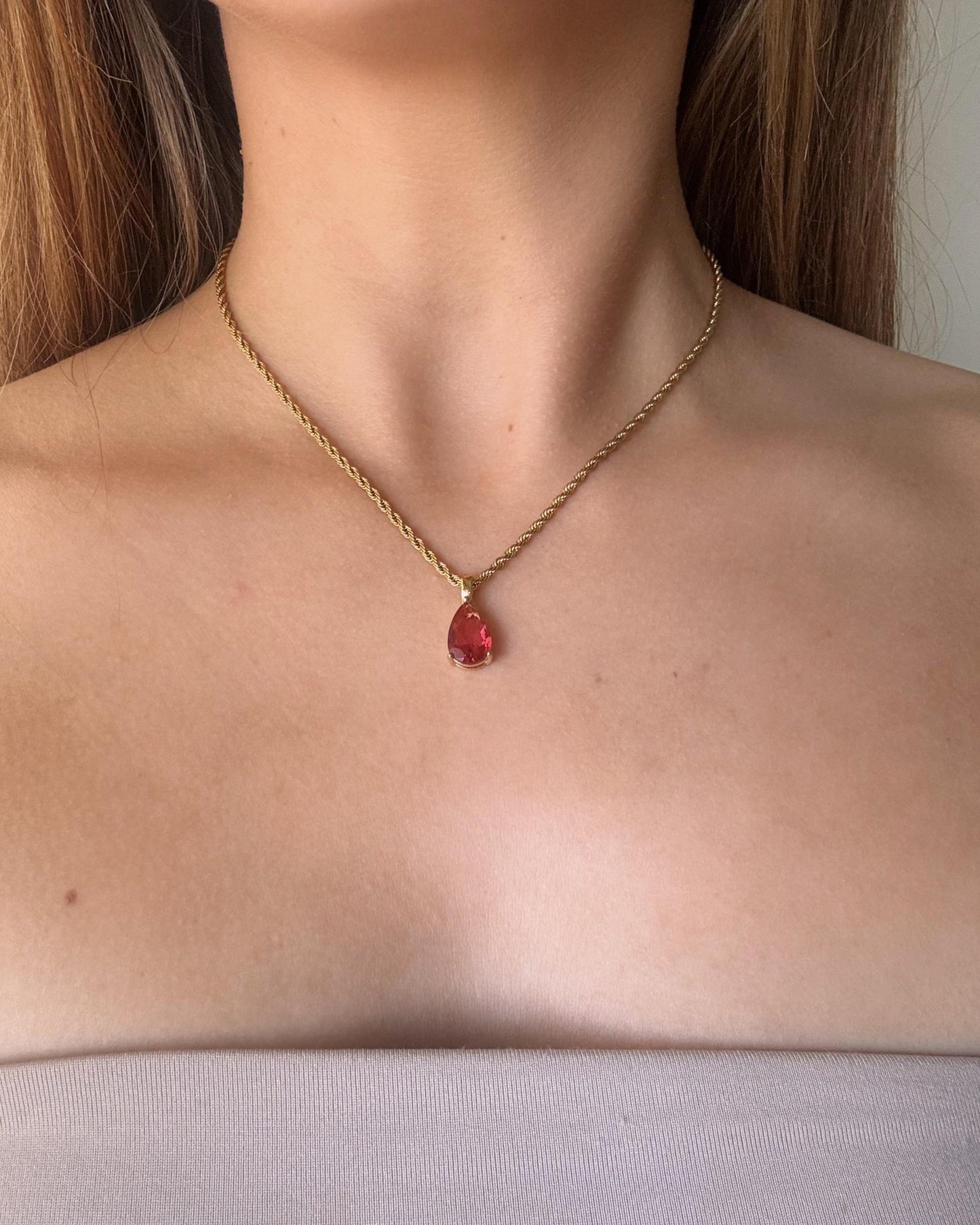 Collar Chakra Energía