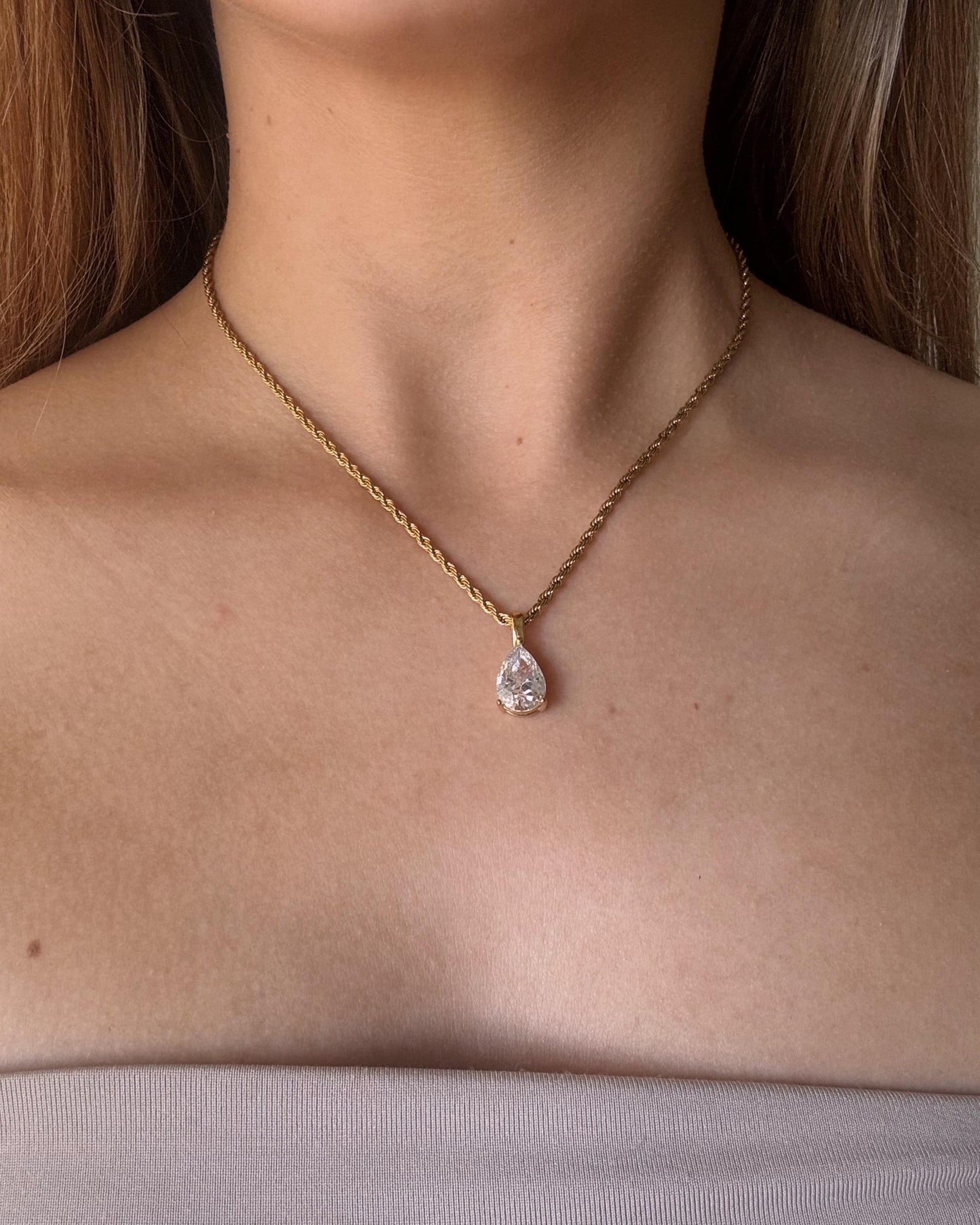 Collar Chakra Pureza