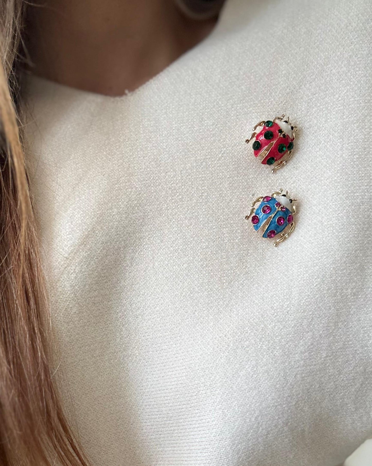 Broche Set Mariquitas