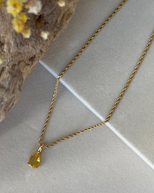 Collar Chakra Poder