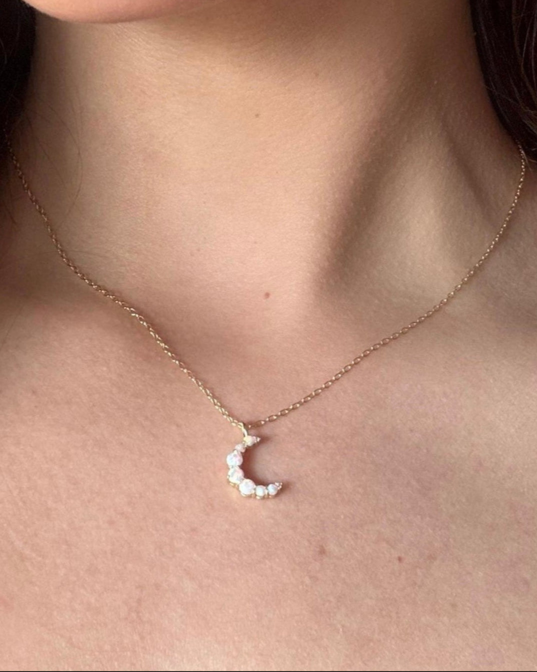 Collar Moon